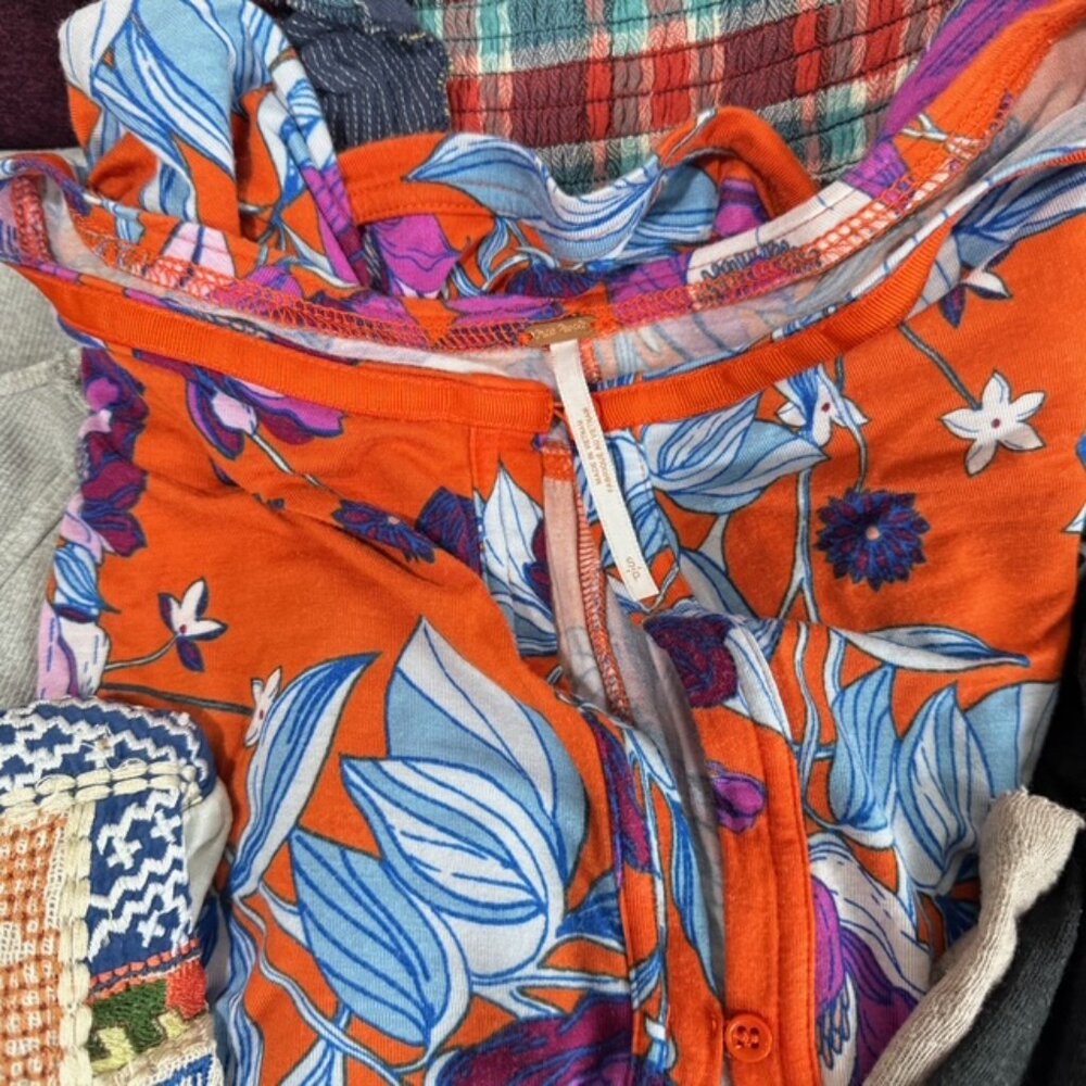 🎉😀CLEARANCE SALE!!😀🎉FREE PEOPLE BUNDLE 7 Pc. - Picture 6 of 15